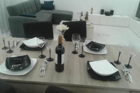Despina'S Luxury Apt Downtown Heraklion  Екстер'єр фото