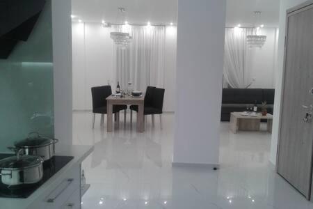Despina'S Luxury Apt Downtown Heraklion  Екстер'єр фото